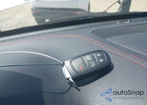 2017 Jeep Cherokee Trailhawk L Plus 4X4 from USA, damaged, VIN 1C4PJMBSXHW651159